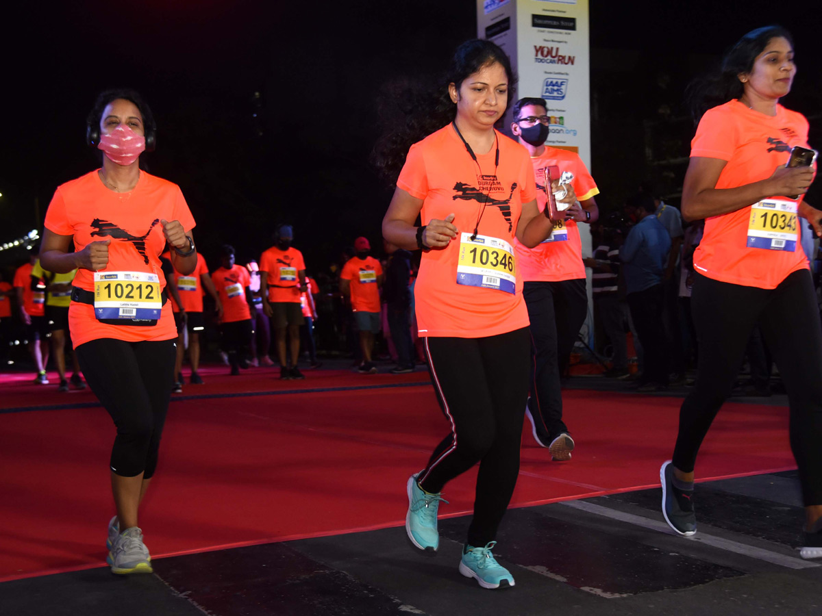 10km and 5km Runs Held at Hyderabad Cable Bridge - Sakshi14