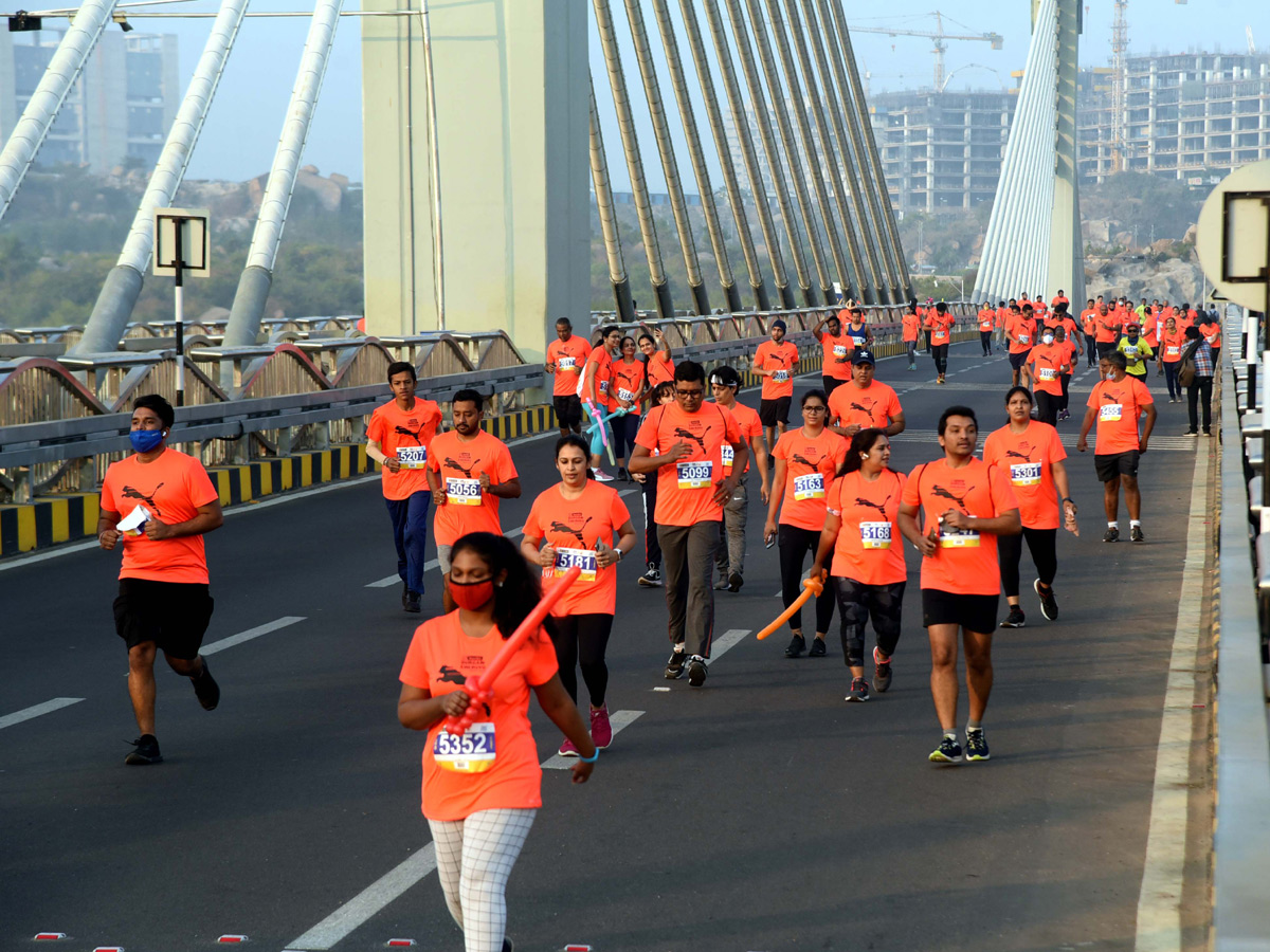 10km and 5km Runs Held at Hyderabad Cable Bridge - Sakshi19