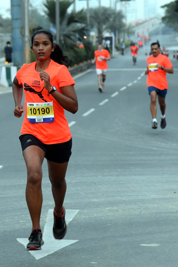 10km and 5km Runs Held at Hyderabad Cable Bridge - Sakshi28