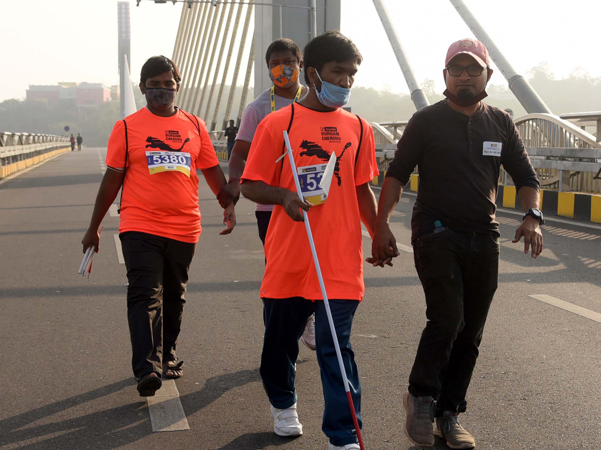 10km and 5km Runs Held at Hyderabad Cable Bridge - Sakshi7