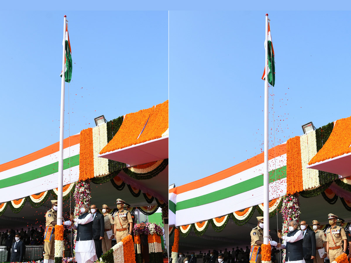 A.P Governor and CM attend Republic Day celebrations Photo Gallery - Sakshi1