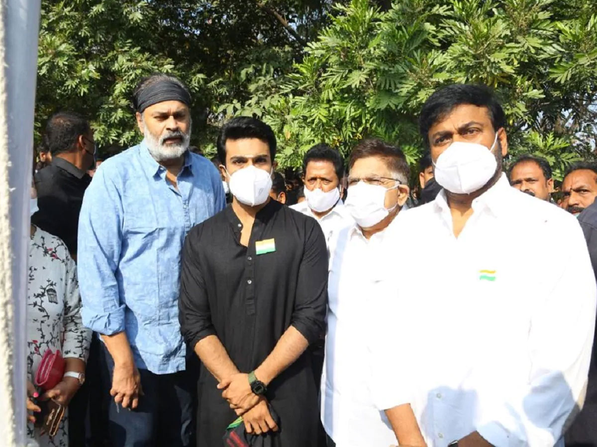 Chiranjeevi, Ram Charan and Naga Babu Republic day celebrations photo gallery - Sakshi3