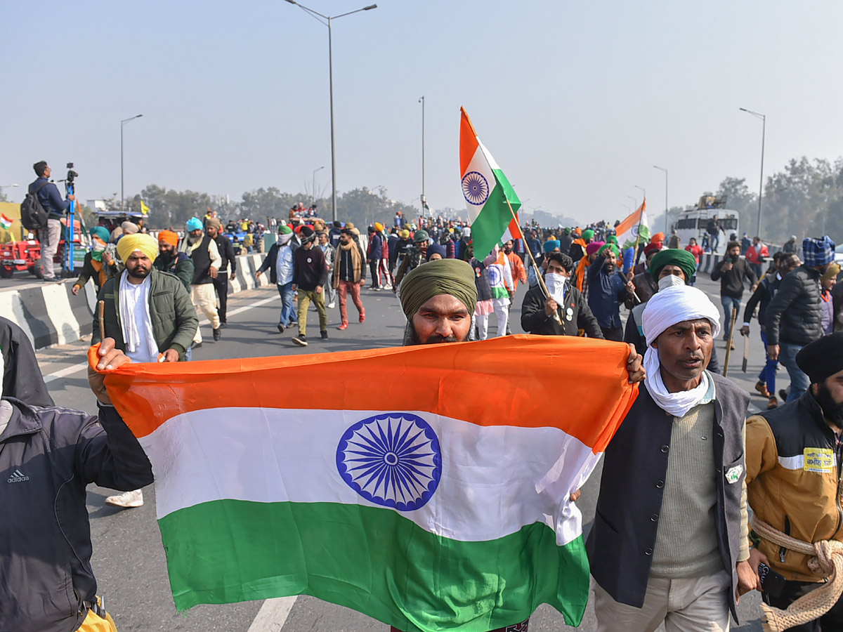 Farmers Protest in Delhi Photo Gallery - Sakshi17