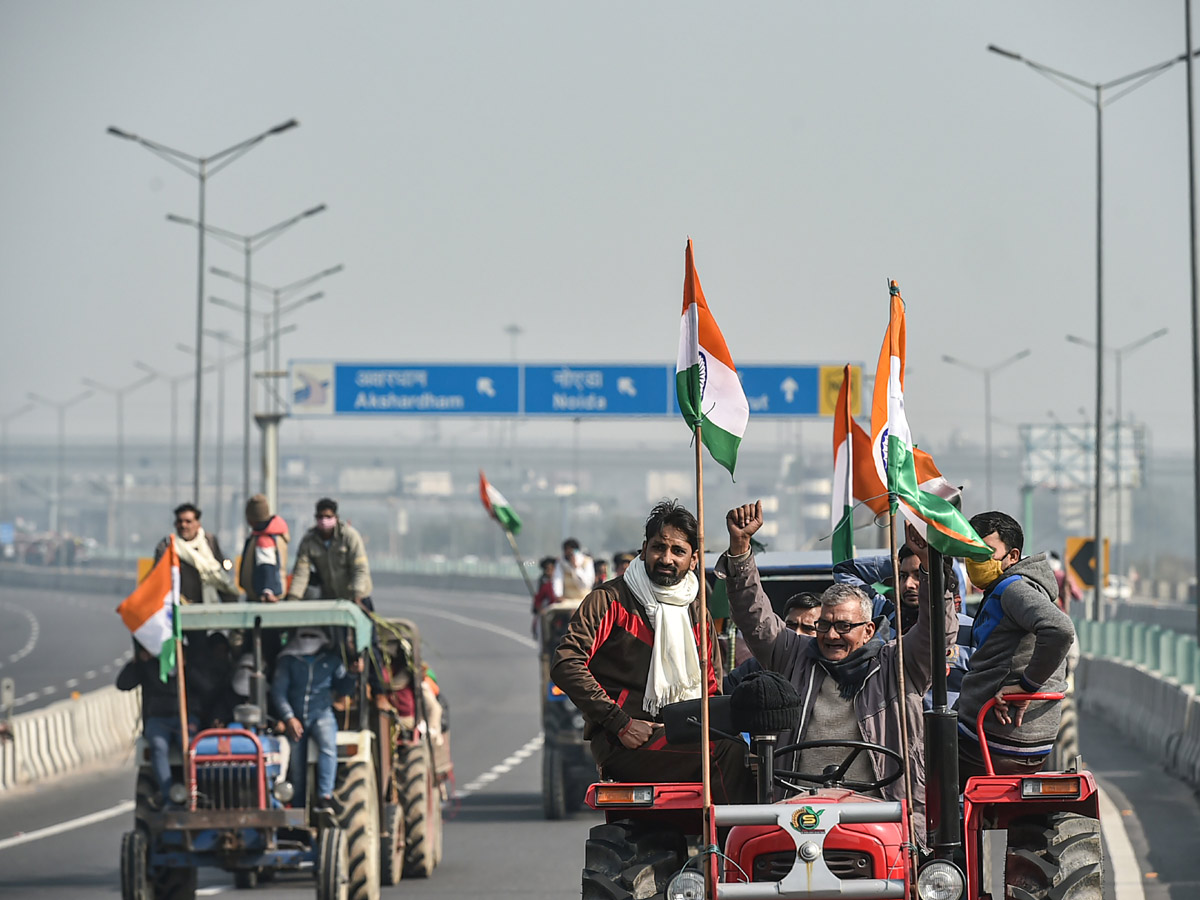 Farmers Protest in Delhi Photo Gallery - Sakshi26