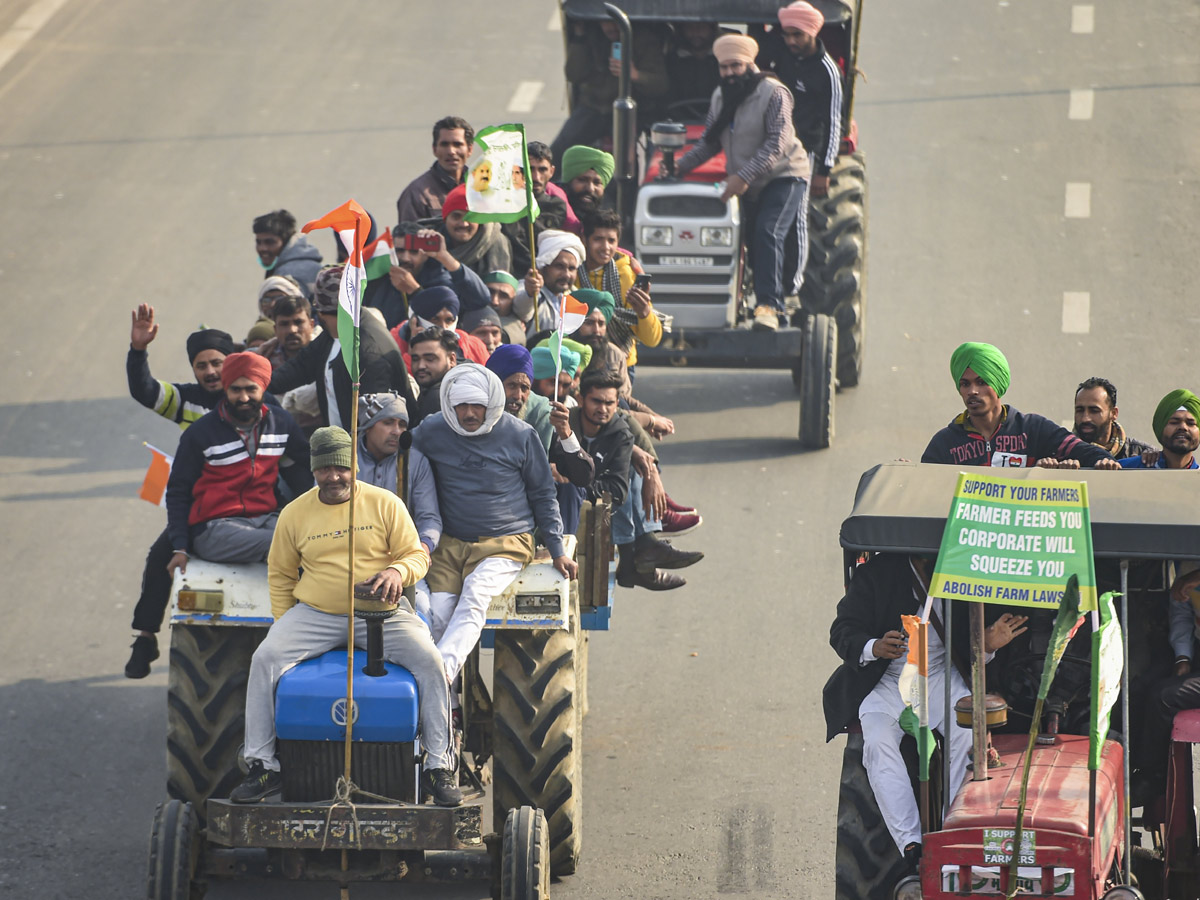 Farmers Protest in Delhi Photo Gallery - Sakshi44