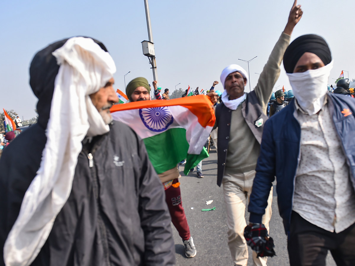 Farmers Protest in Delhi Photo Gallery - Sakshi59