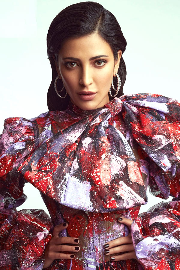 Shruti Haasan Is Celebrating Her 35th Birthday Today - Sakshi11