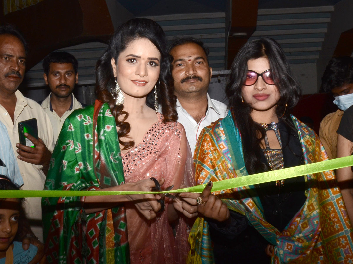 Ex Miss India Brinda and Heroine Sheetal Opened Silk Handloom In Srinagar Colony - Sakshi2