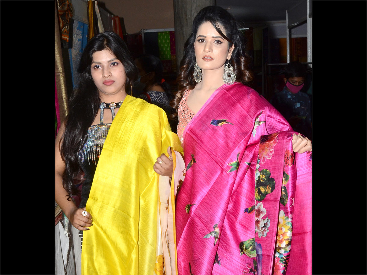 Ex Miss India Brinda and Heroine Sheetal Opened Silk Handloom In Srinagar Colony - Sakshi5