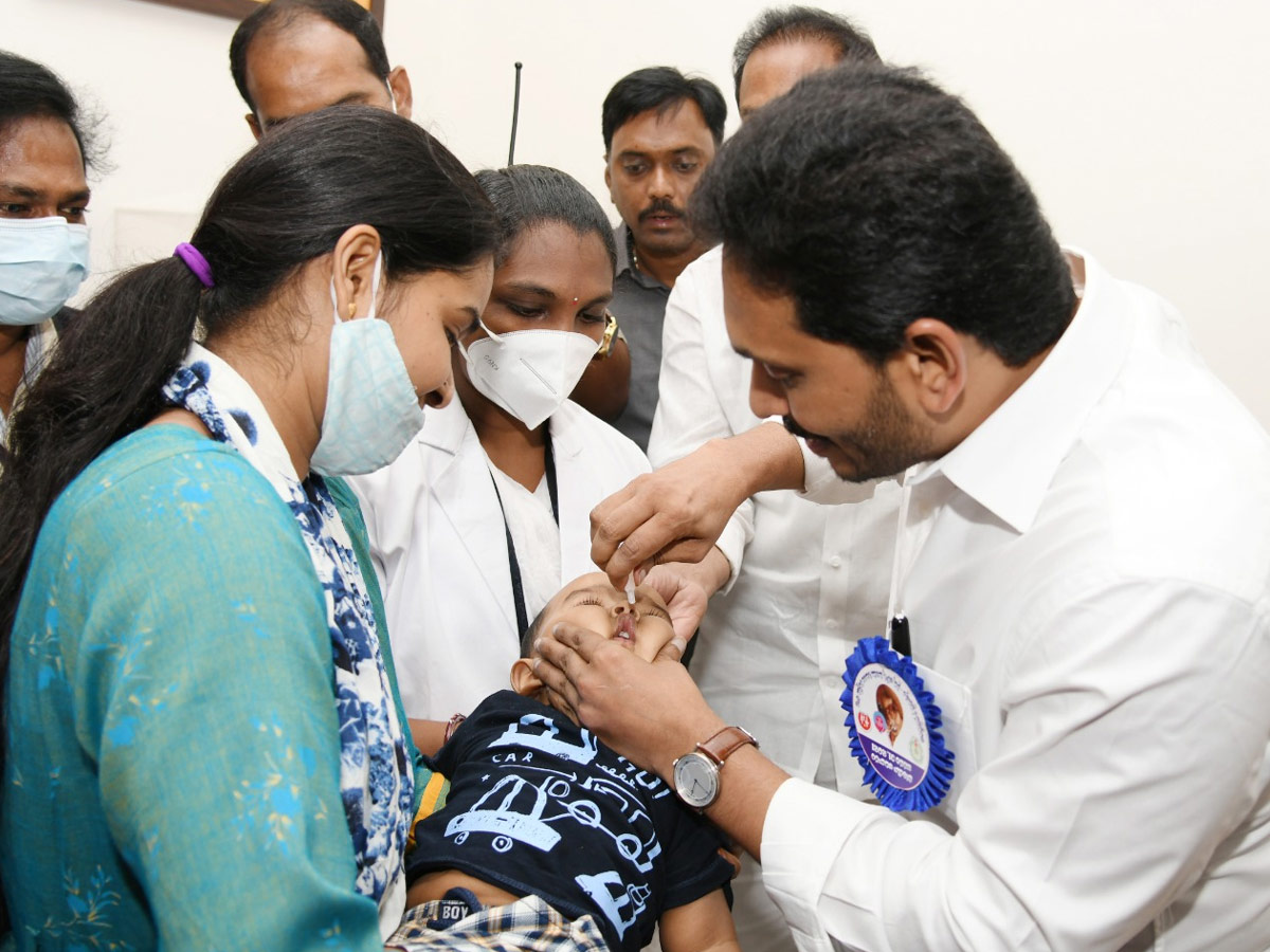 AP CM YS Jagan participating in the Pulse Polio program Photo Gallery - Sakshi1