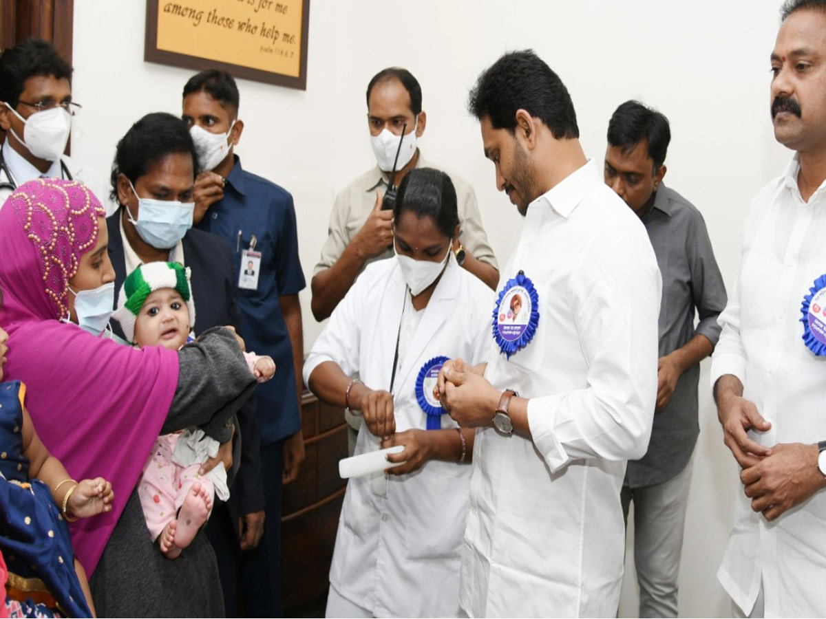 AP CM YS Jagan participating in the Pulse Polio program Photo Gallery - Sakshi2