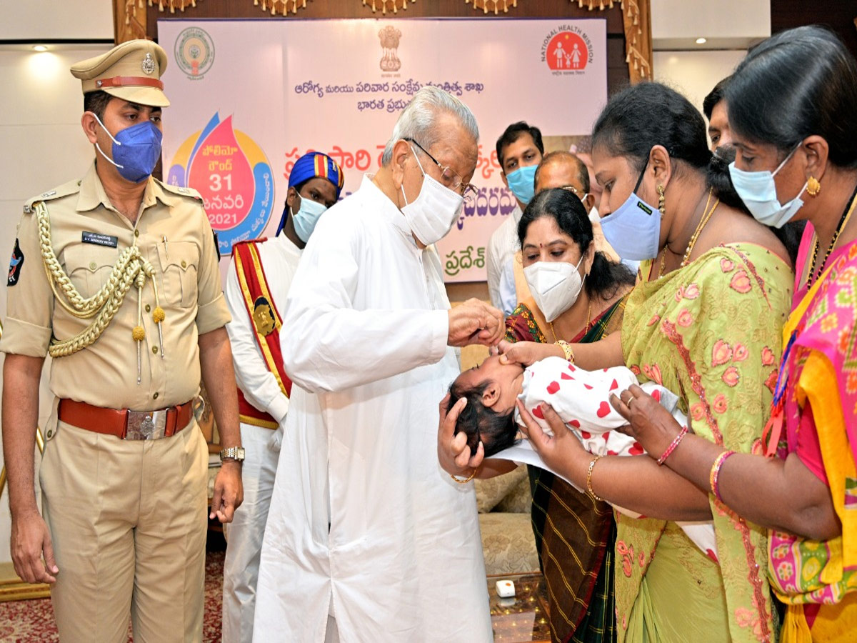 AP CM YS Jagan participating in the Pulse Polio program Photo Gallery - Sakshi8