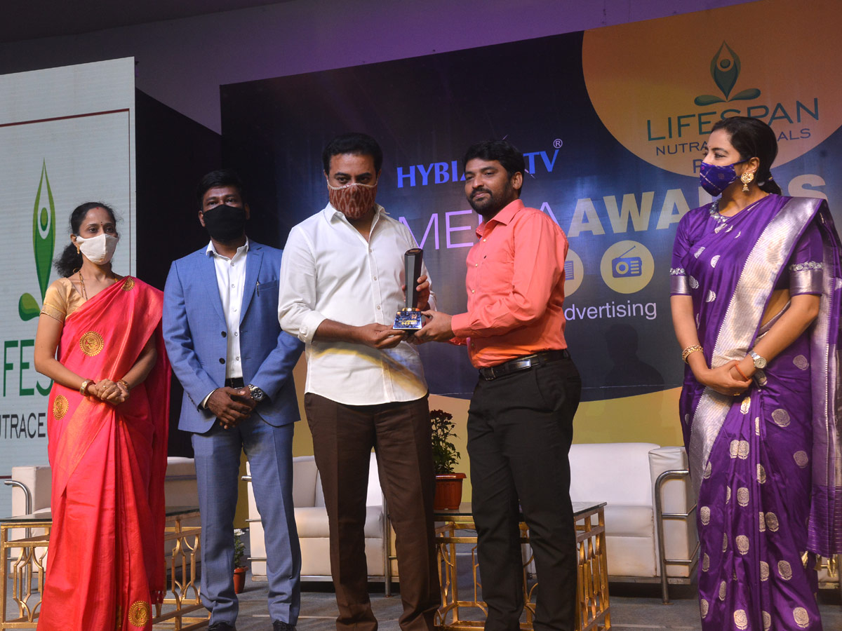 Sakshi Professionals Get Awards From Hybiz tv  - Sakshi4