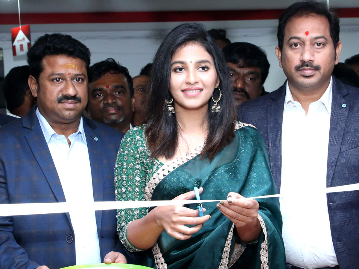 Tollywood actress Anjali grand opening fortunes 99 homes at Kothapet - Sakshi2