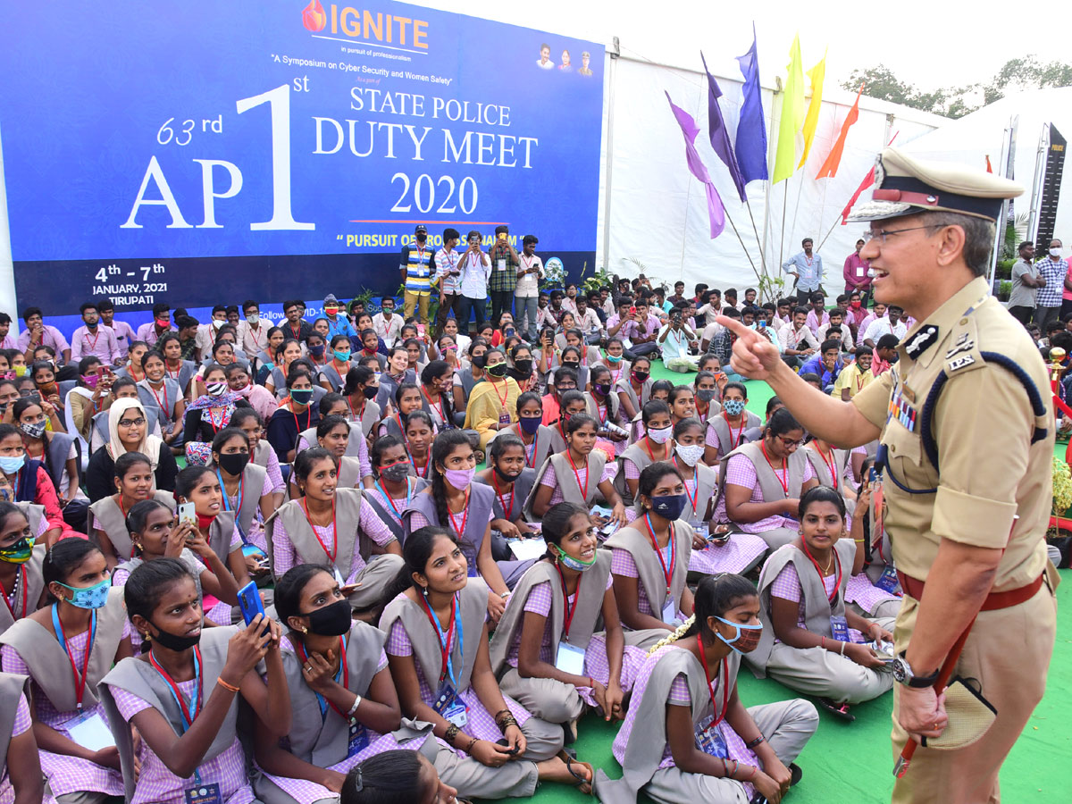 AP Police First Duty Meet In Tirupathi After State Partition - Sakshi40