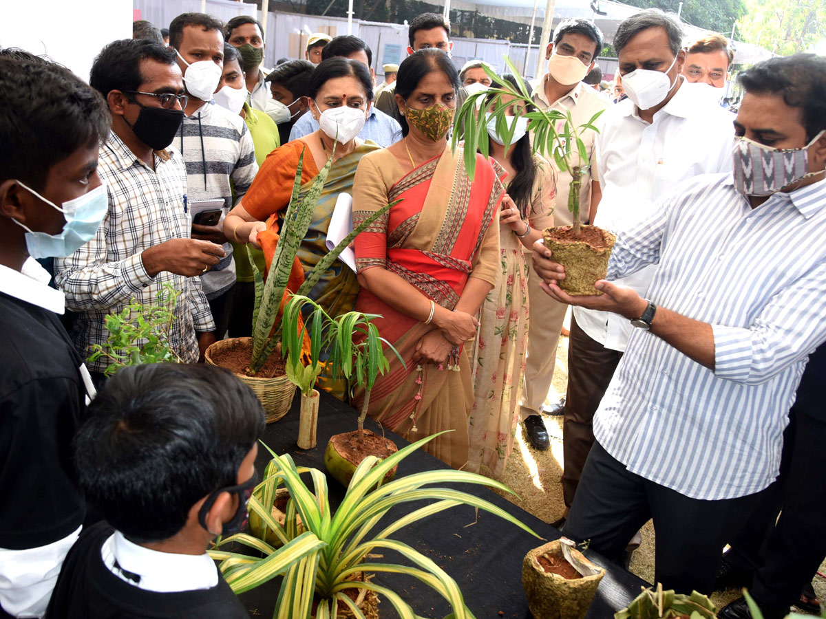 KTR Participated In Telangana School Innovation In Hyderabad - Sakshi5