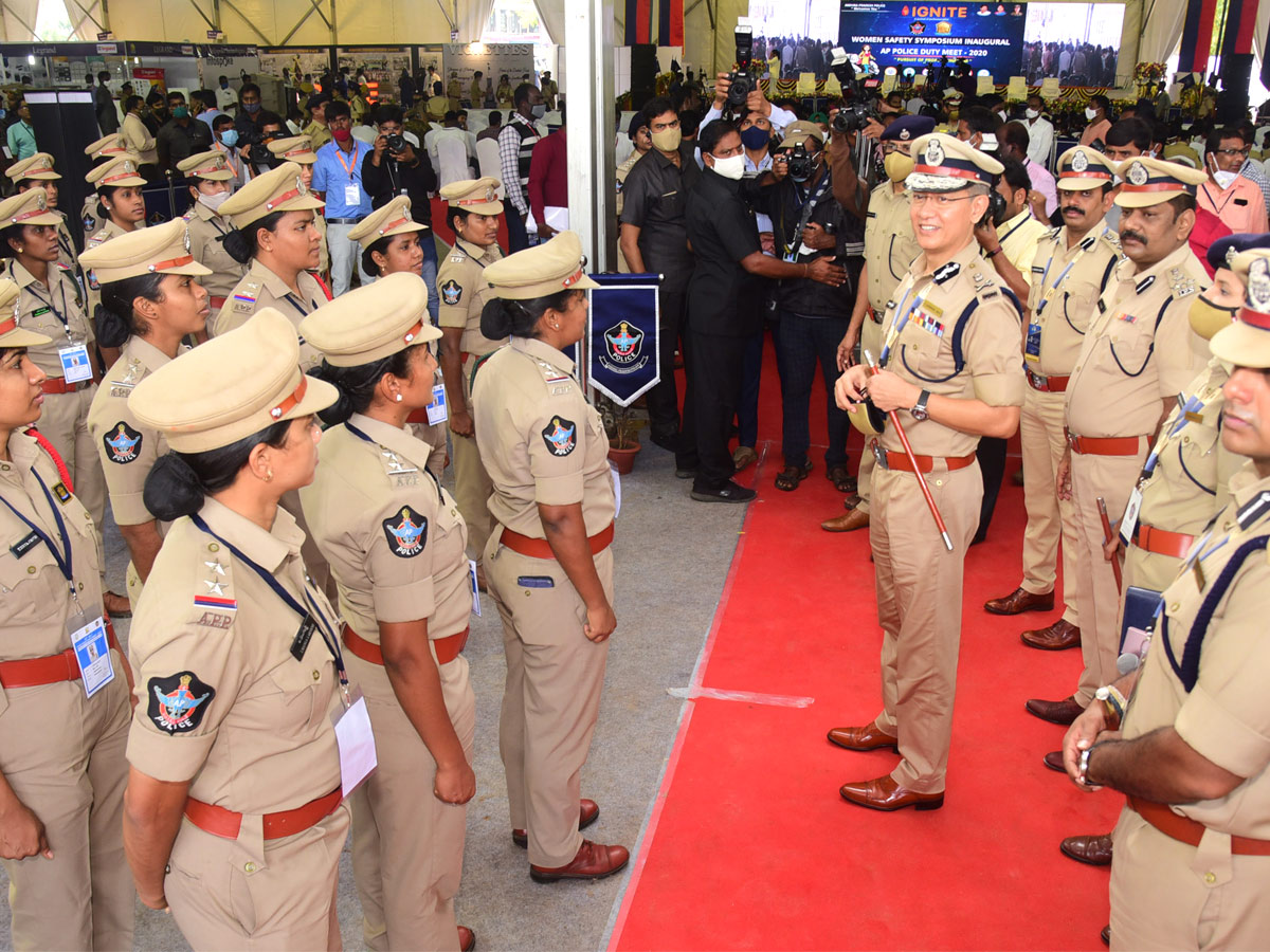 Police Duty Meet 2021 in Tirupati Photo Gallery - Sakshi30