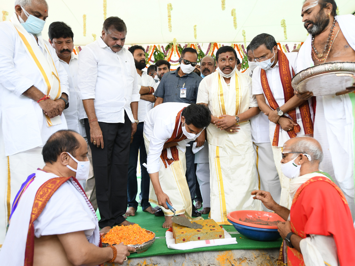 AP CM YS Jagan Held Bhoomi Pooja For Reconstruction of Temples Photo Gallery - Sakshi9