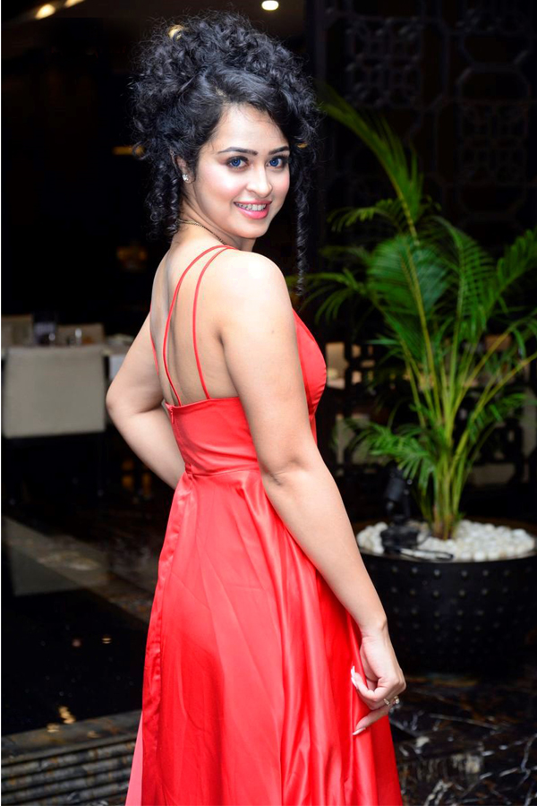 Apsara Rani latest photo gallery - Sakshi7