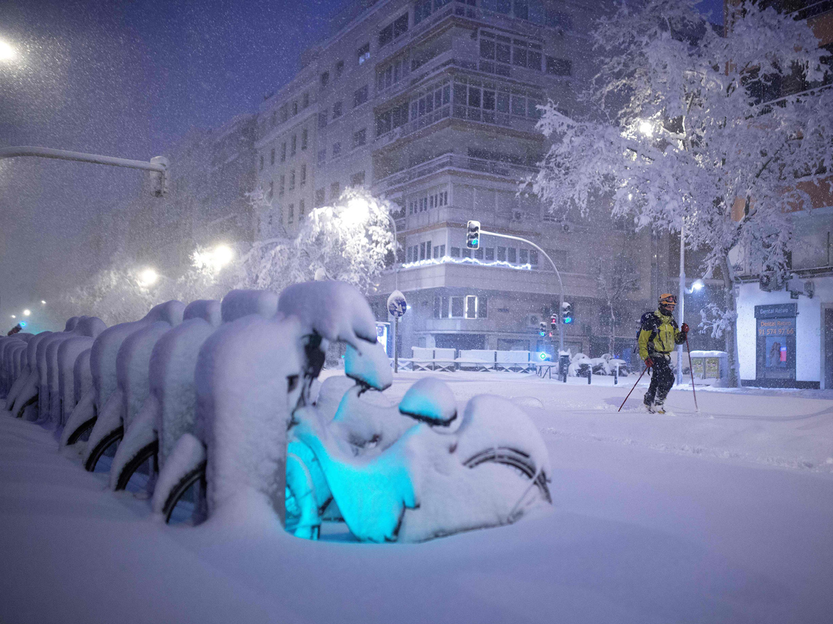 Storm Filomena causes Rare Heavy snow in Spain Photo Gallery - Sakshi20