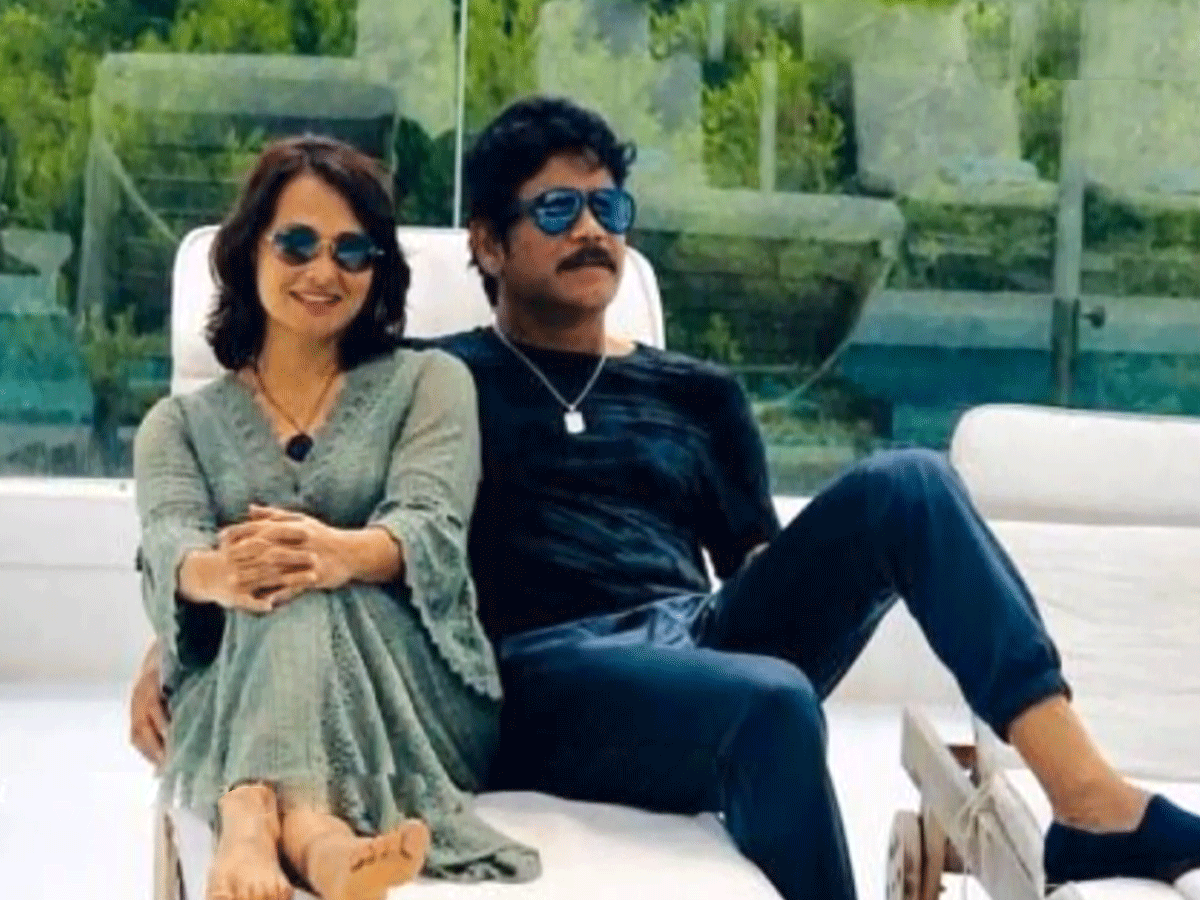 Akkineni Nagarjuna Amala Enjoying In Maldives      - Sakshi11