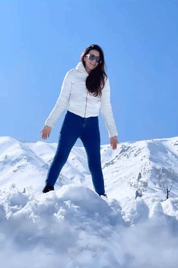 Actress Hansika enjoys her holiday in kashmir photes - Sakshi14