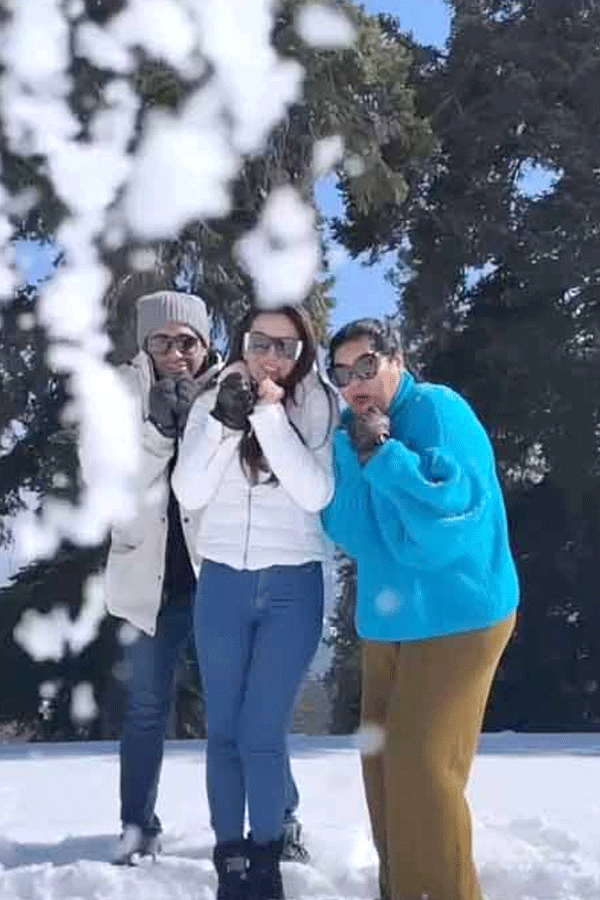 Actress Hansika enjoys her holiday in kashmir photes - Sakshi15