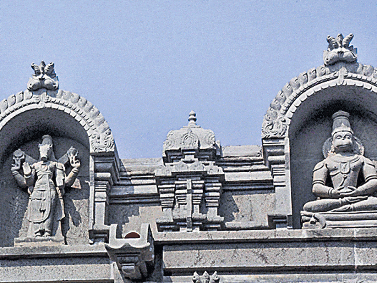 Yadadri  Sri Lakshmi Narasimha Swamy Temple Special Photes - Sakshi15