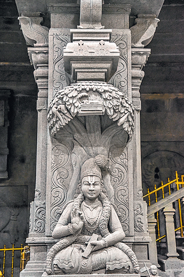 Yadadri  Sri Lakshmi Narasimha Swamy Temple Special Photes - Sakshi23