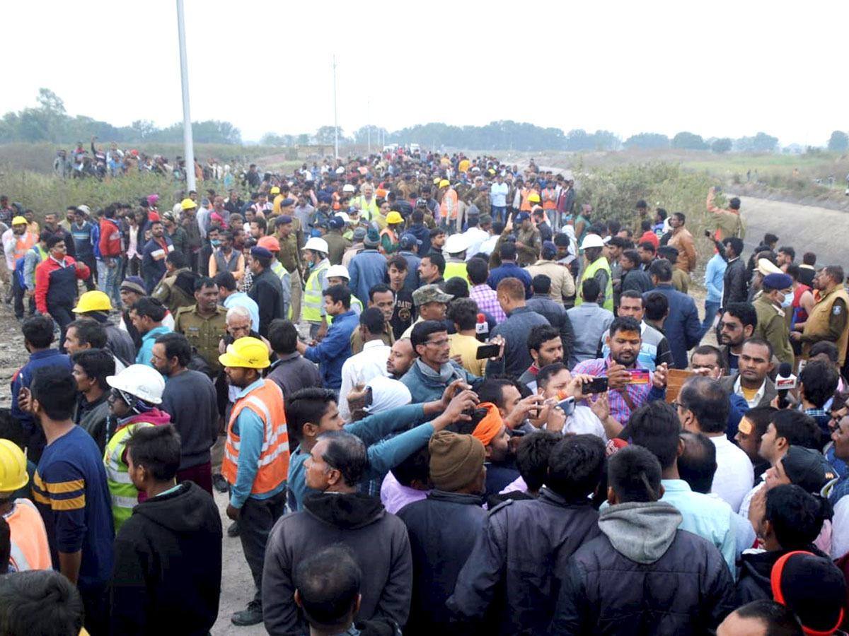 Bus Falls Into Canal 54 Passengers Onboard Madhya Pradesh Photos - Sakshi10