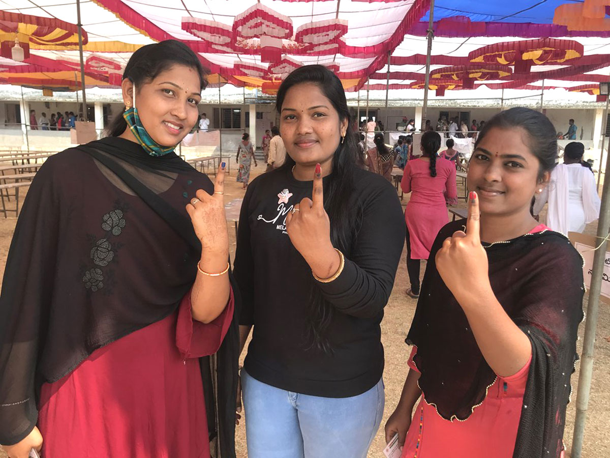 Third phase panchayat election polling in AP‌ Photos - Sakshi1