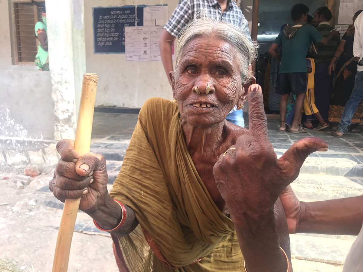 Third phase panchayat election polling in AP‌ Photos - Sakshi10