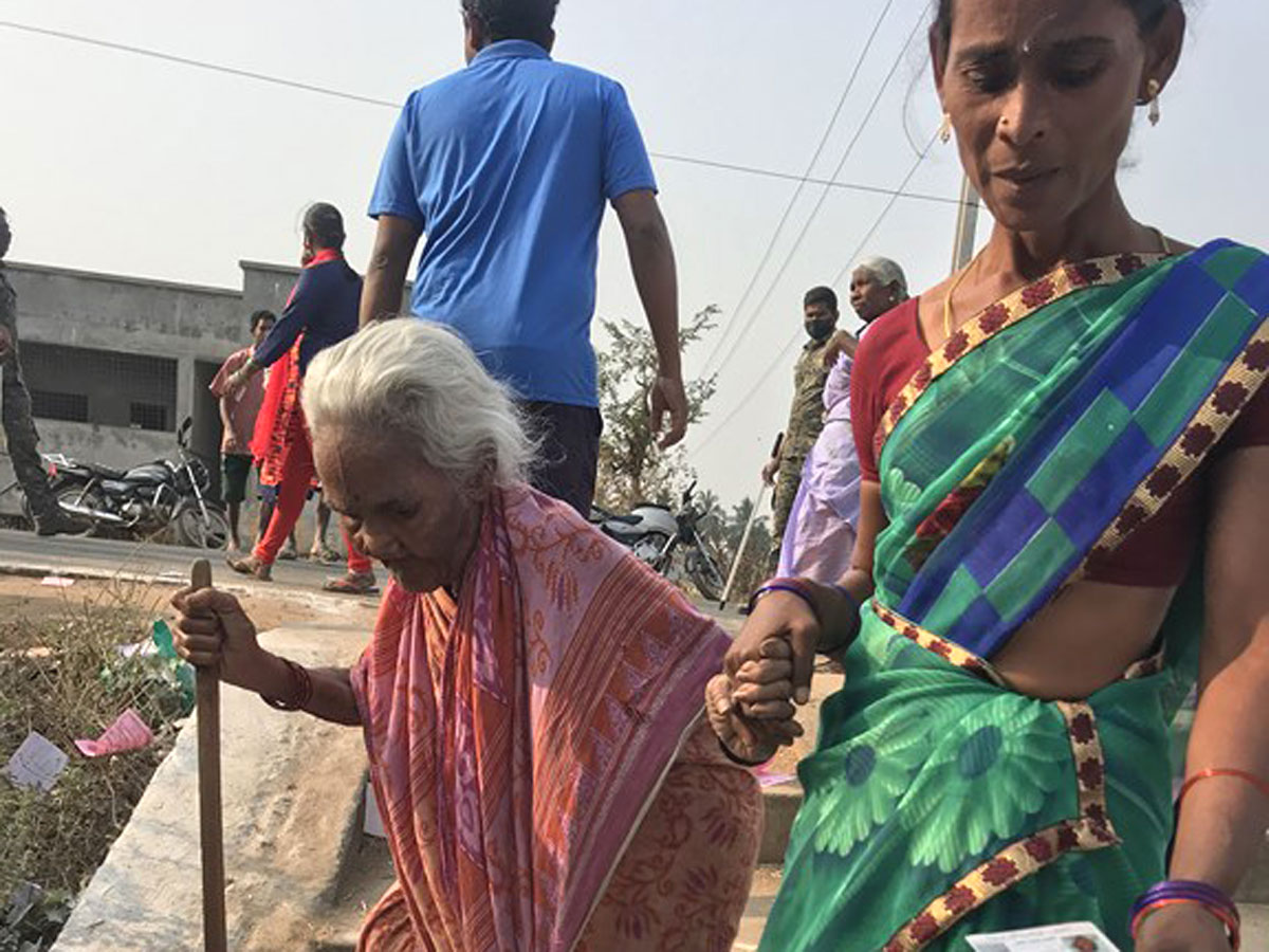 Third phase panchayat election polling in AP‌ Photos - Sakshi13