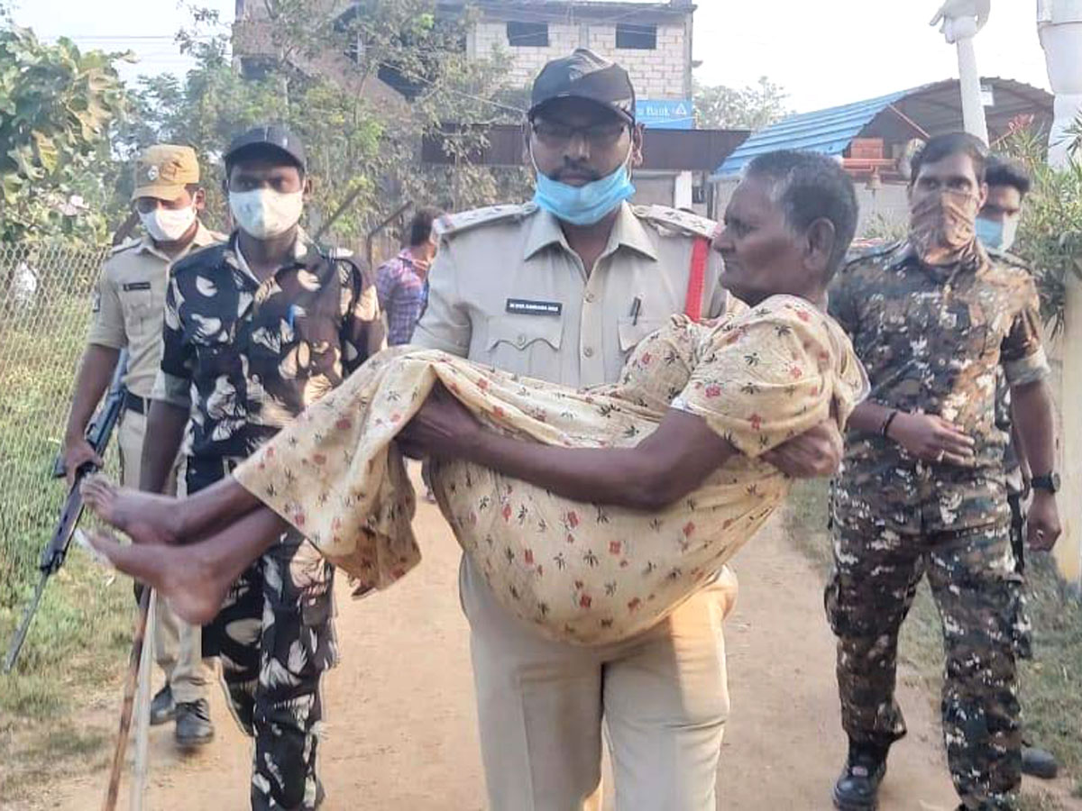 Third phase panchayat election polling in AP‌ Photos - Sakshi19