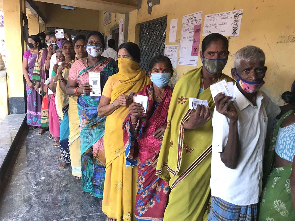 Third phase panchayat election polling in AP‌ Photos - Sakshi5