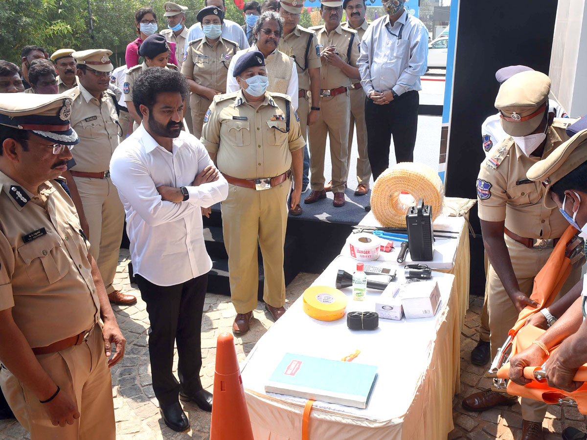 1st Cyberabad Traffic Police Annual Conference At Sandhya Convetion Gachibowli Photos - Sakshi6