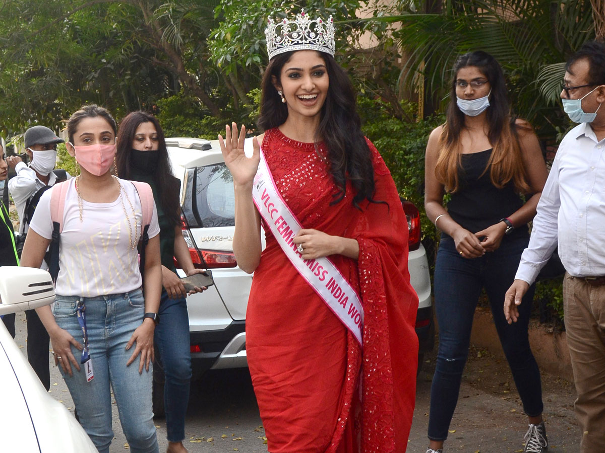  Meet Miss India Winner Manasa Varanasi Photos - Sakshi17