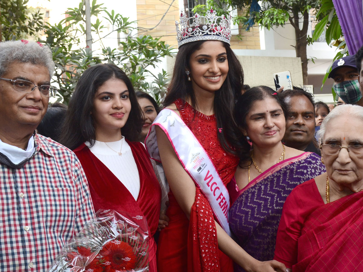  Meet Miss India Winner Manasa Varanasi Photos - Sakshi6