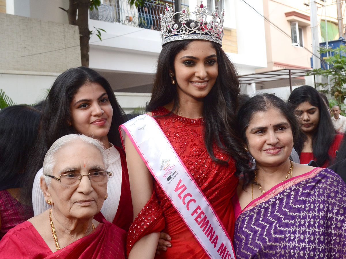  Meet Miss India Winner Manasa Varanasi Photos - Sakshi8