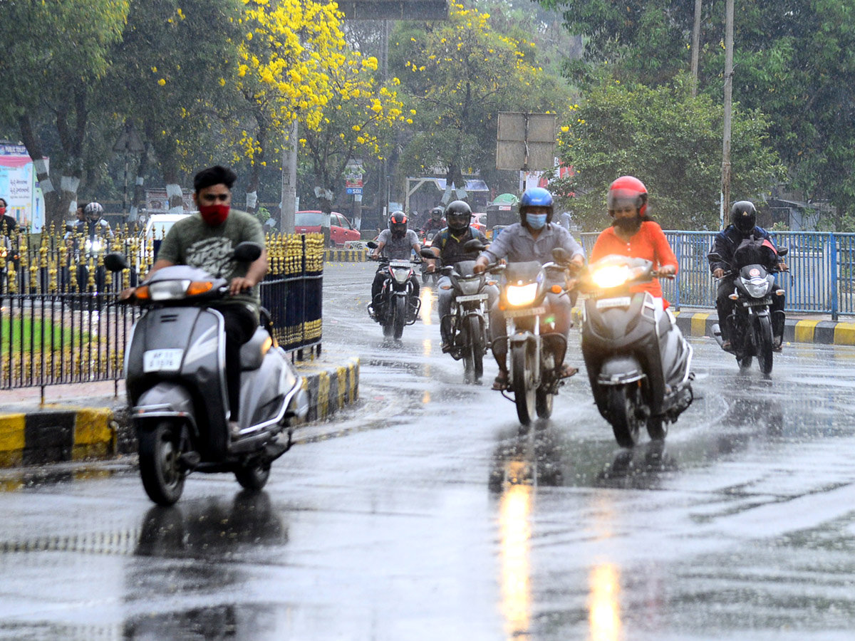 Heavy Rain In Hyderabad Photo Gallery - Sakshi1