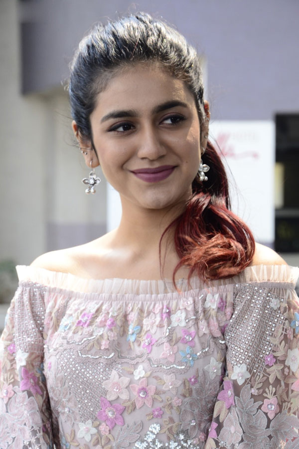 Priya Prakash Varrier Beautiful Photos - Sakshi4