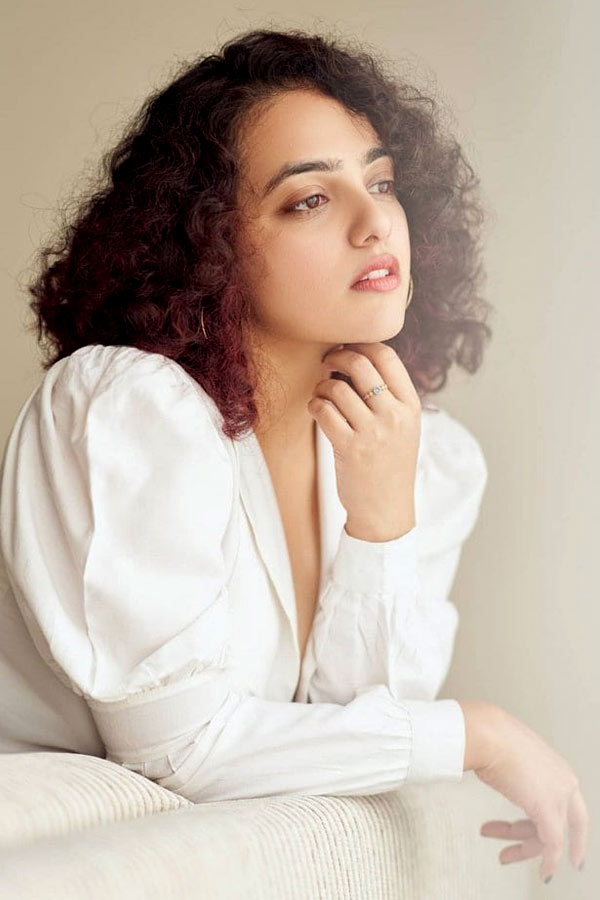 Nithya Menon Latest Photoshoot Photo Gallery - Sakshi19