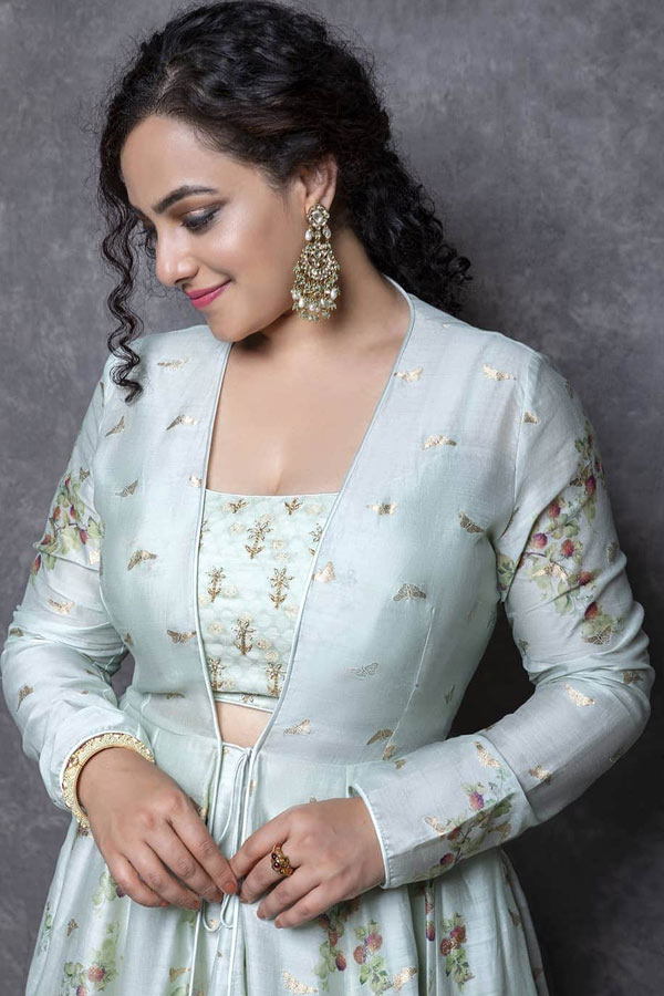 Nithya Menon Latest Photoshoot Photo Gallery - Sakshi26