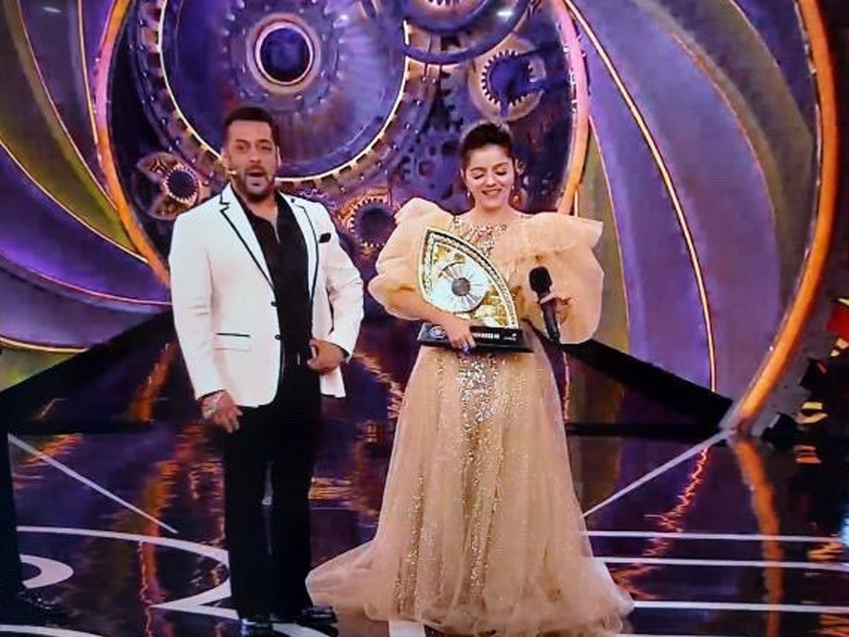 Bigg Boss 14 Grand Finale Highlights Rubina Dilaik Is The Winner Photos - Sakshi6