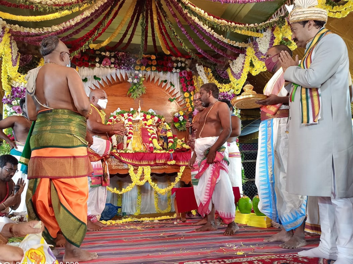 Sri Lakshmi Narasimha Swamy kalyanam Photos at Antarvedi Temple Photos - Sakshi4