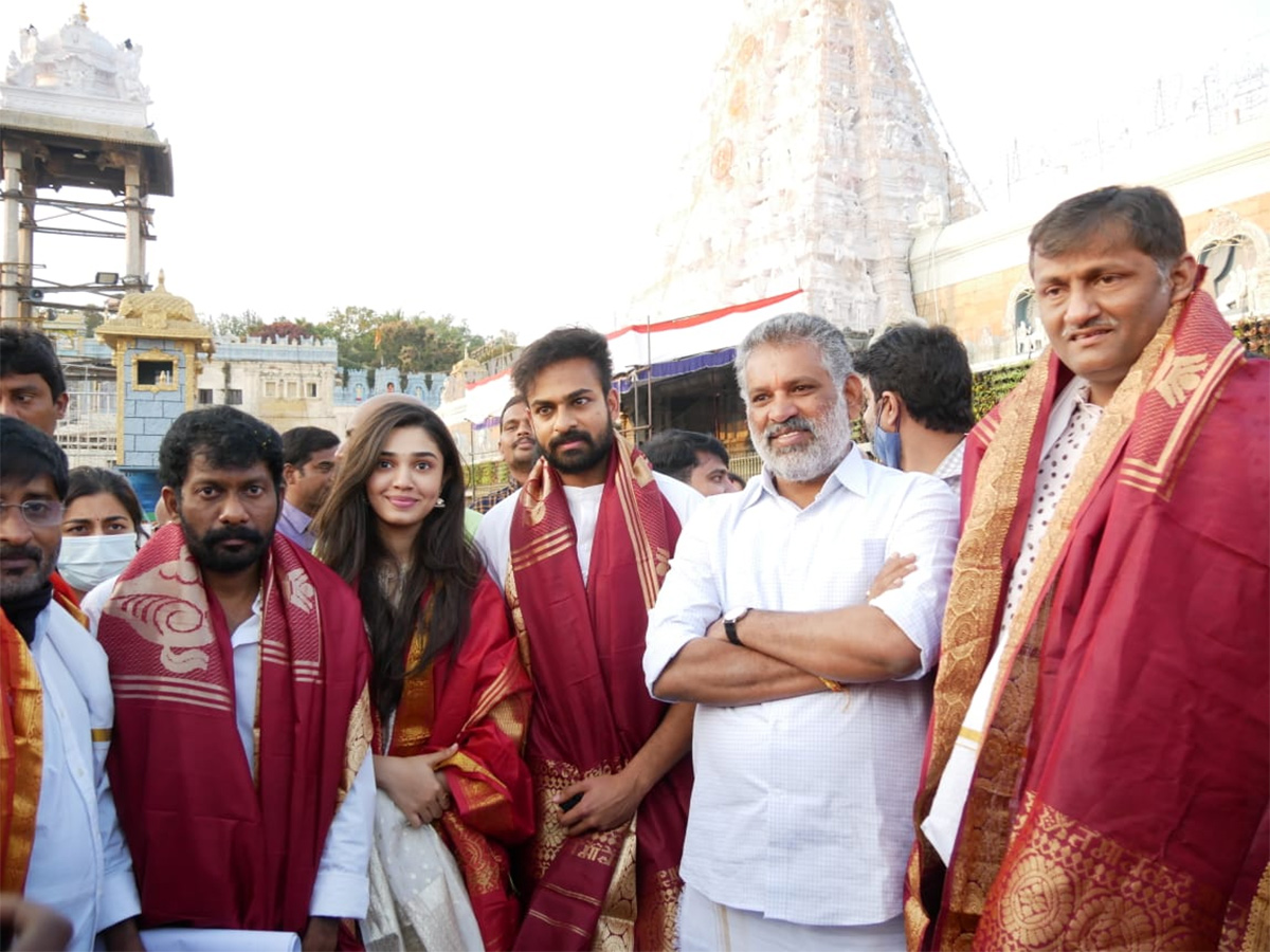 Uppena Team Visit Tirumala Photo Gallery - Sakshi1