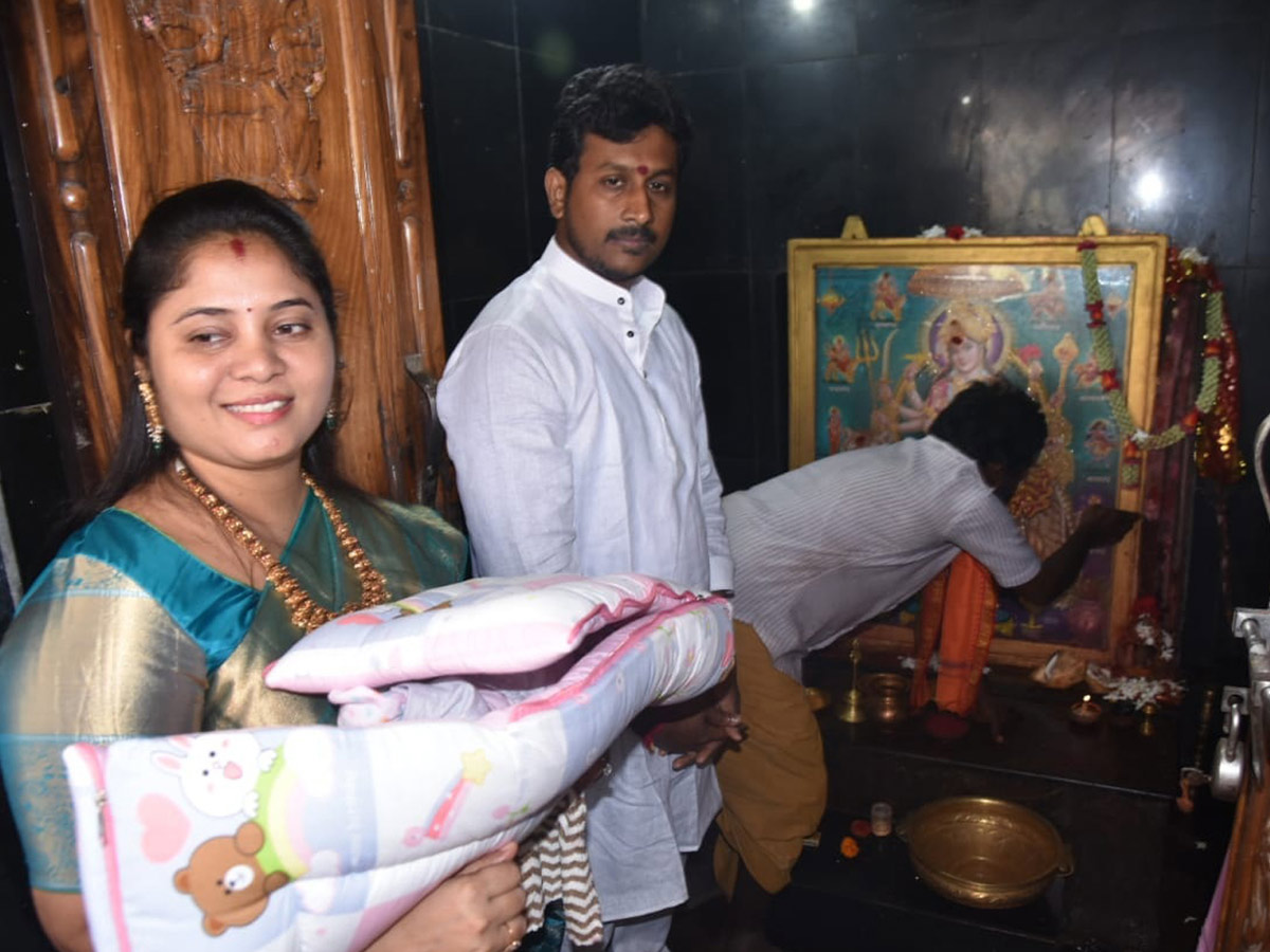 AP Dy CM Pamula Pushpa Sreevani Daughter Naming Ceremony Photo Gallery - Sakshi5