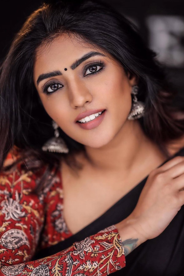 Eesha Rebba Latest Photo Shoot Photo Gallery - Sakshi12