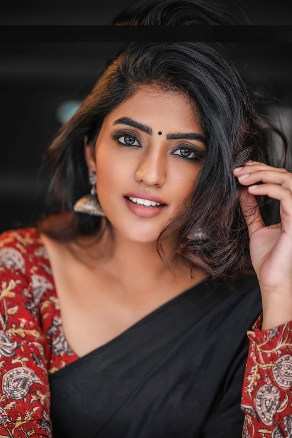 Eesha Rebba Latest Photo Shoot Photo Gallery - Sakshi21