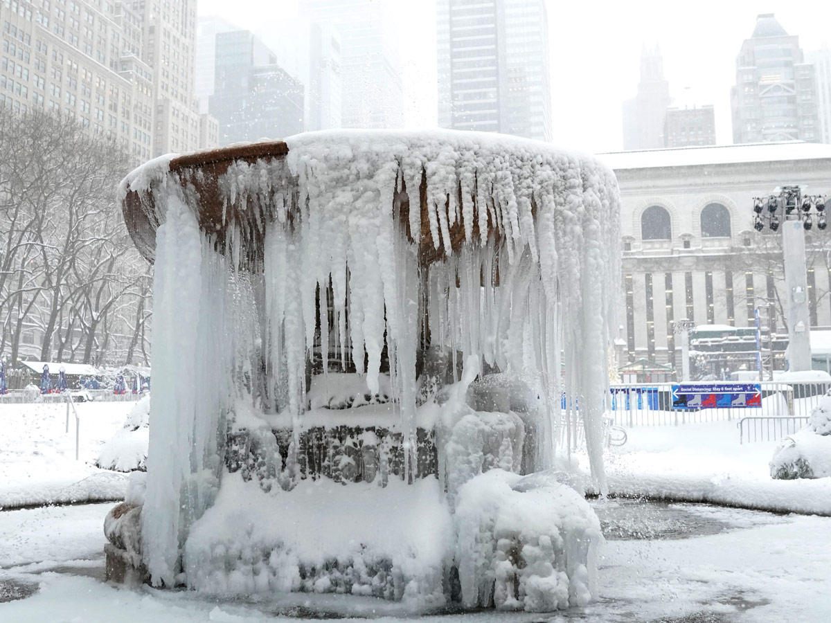 Scary Blizzard in New York city, USA (Feb 01, 2021) Snow Storm in Central New York - Sakshi1